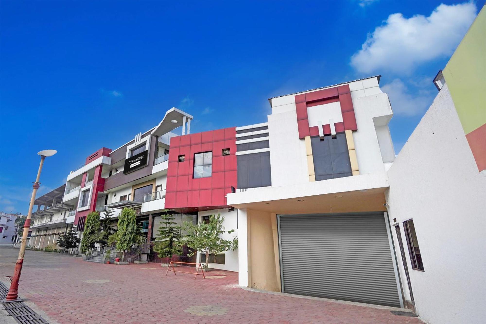 Super Townhouse Lalghati Near Airport Bhopal Exterior foto